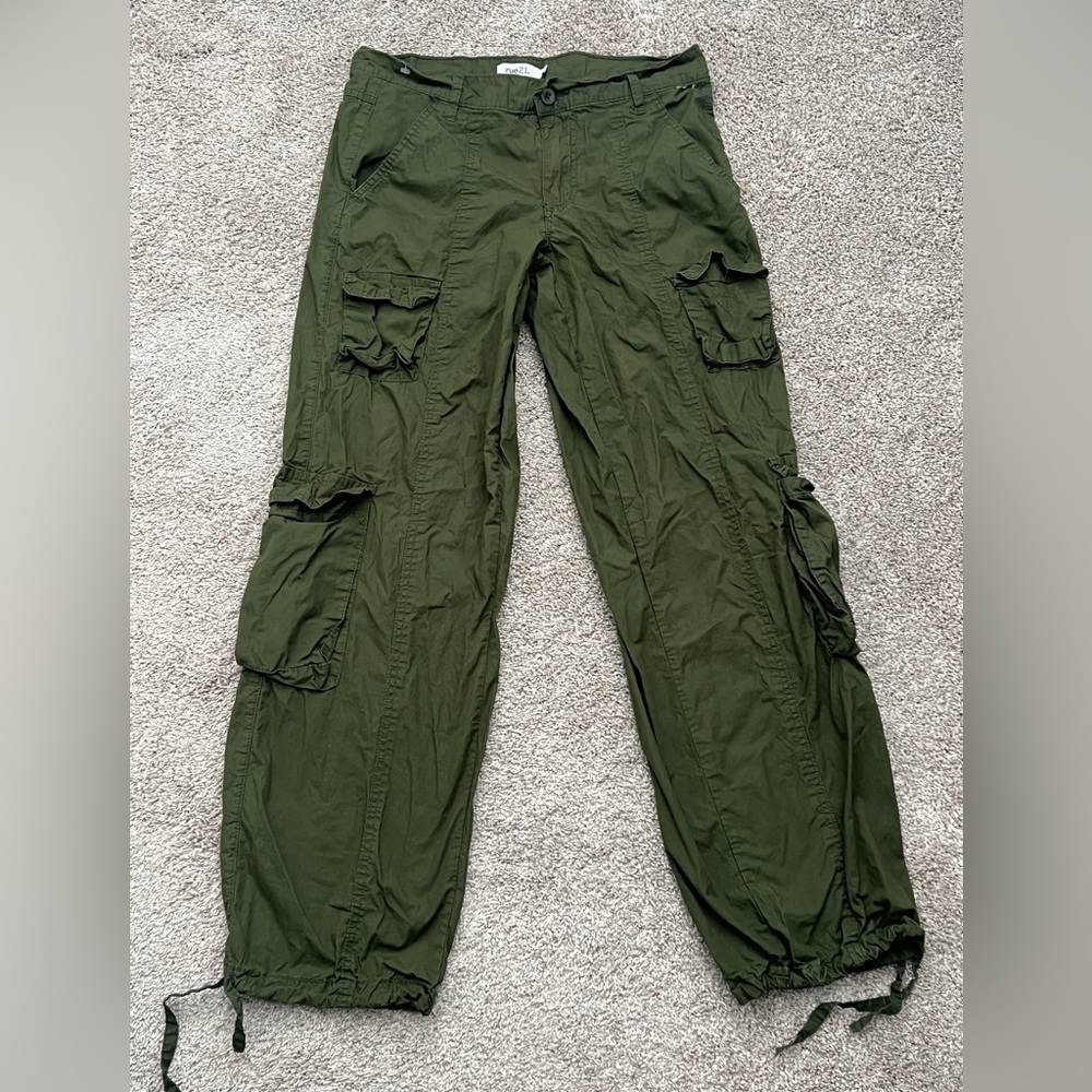 Rue21 Olive Green Cargo Pants M Y2K Style Utility Wide Leg